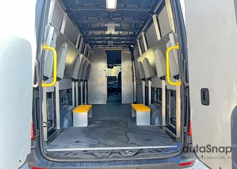 2019 Mercedes-Benz Sprinter 2500/3500 z USA, uszkodzony, nr VIN WD4PF1CD7KT007052